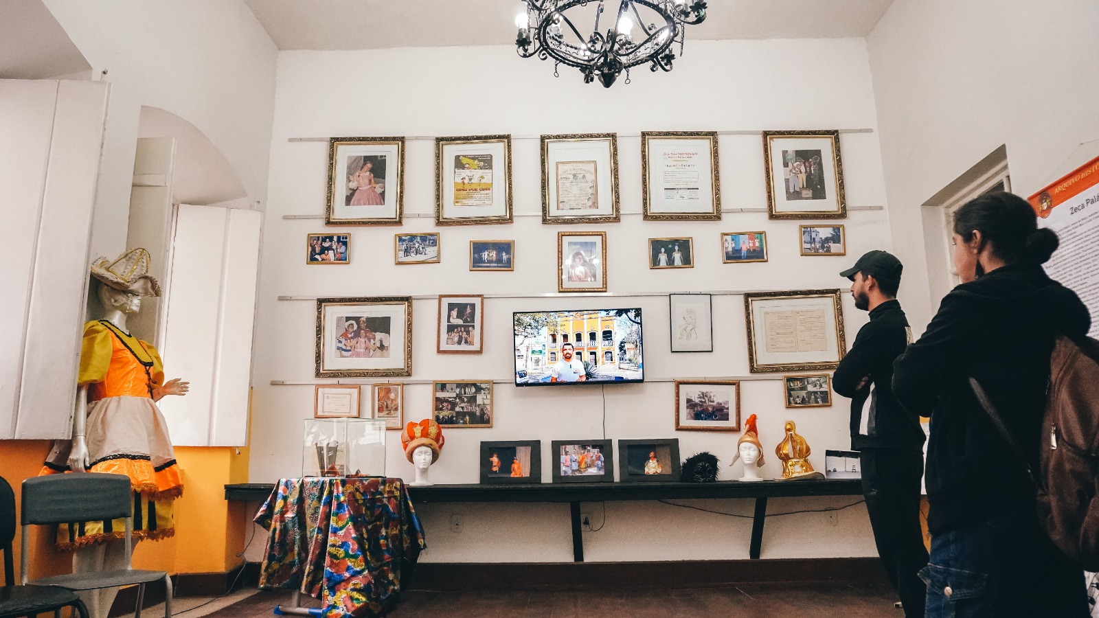 Casa Paulina Porto apresenta exposição sobre vida e obra de Zeca Palácio em Itaboraí
