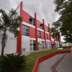 Bandidos armados invadem clube em Itaboraí e trocam tiros com deputado Guilherme Delaroli