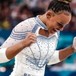Augusto Akio conquista medalha de bronze no skate park nas Olimpíadas