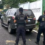 Incêndio de grandes proporções atinge galpão em Ramos, Zona Norte do Rio
