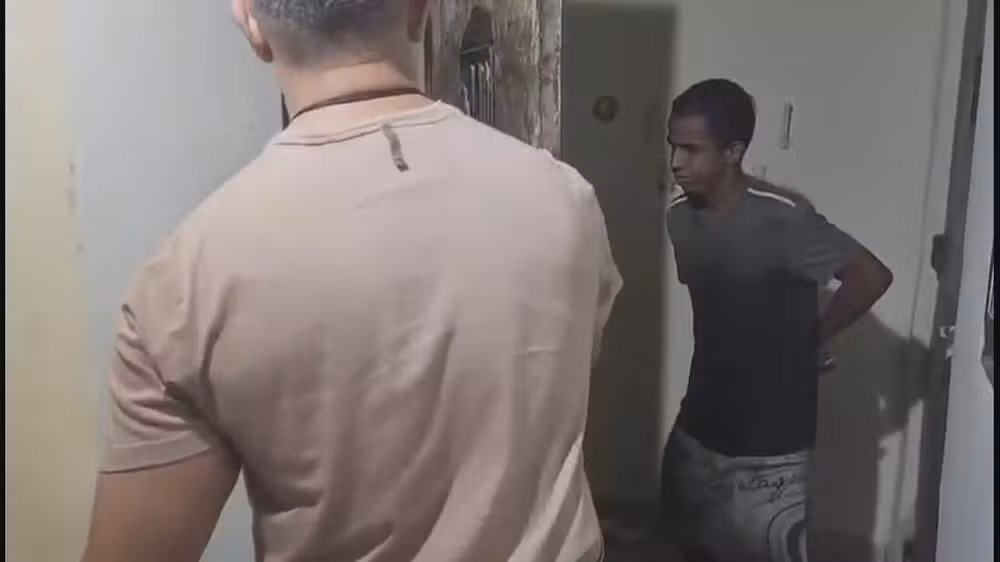 Homem é preso por estupro virtual; jovem viveu 9 anos com medo até tomar coragem de denunciá-lo