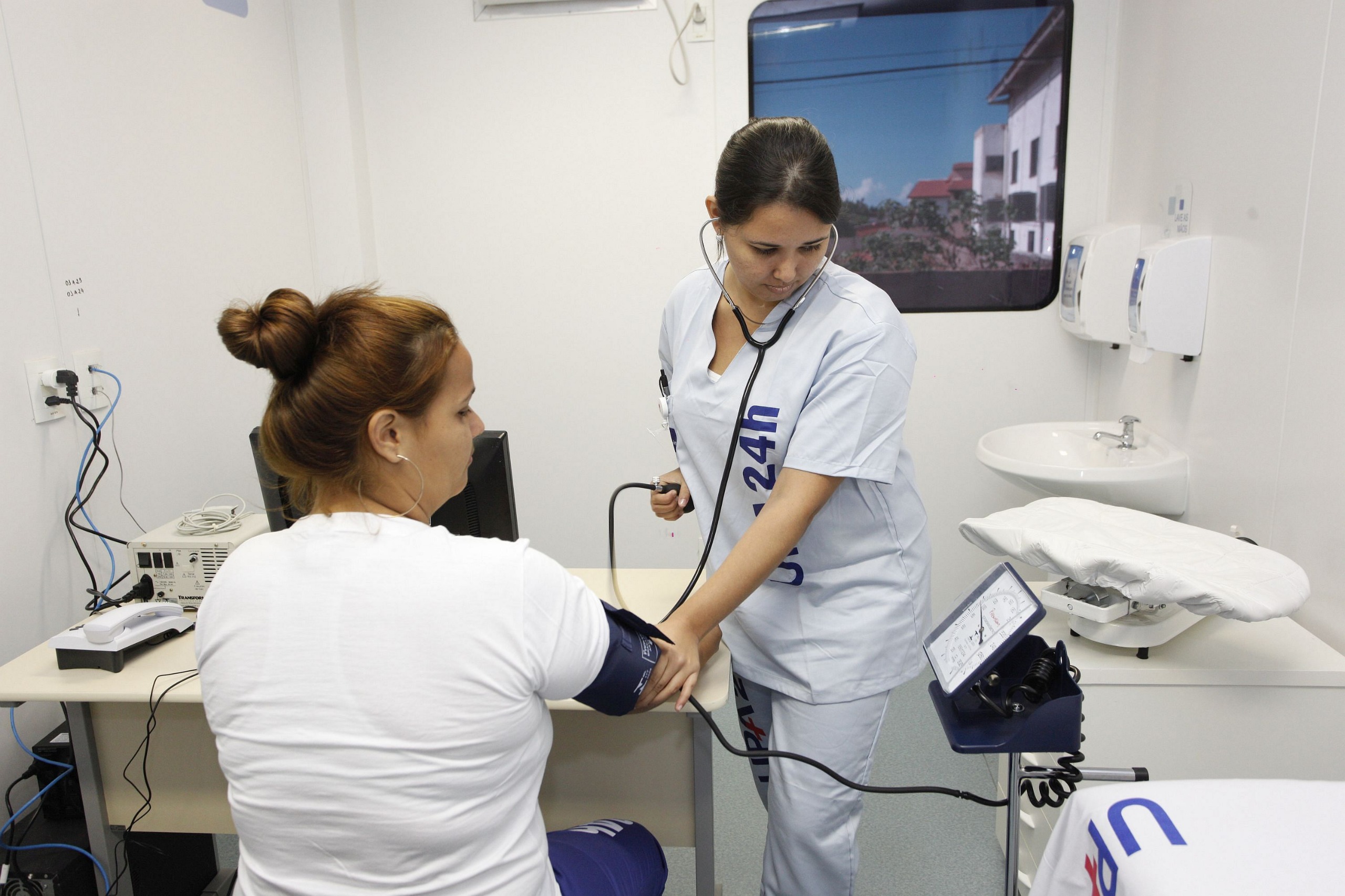 Governo do Rio de Janeiro reduz faltas a consultas e exames na rede estadual de saúde com o uso da tecnologia