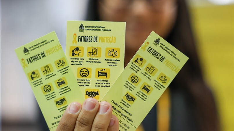ALERJ promove ação de conscientização sobre cuidados com a saúde mental
