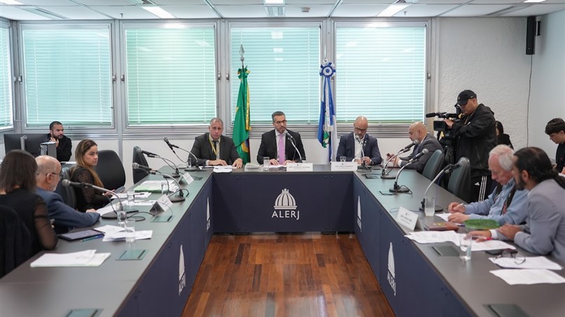 Aplicativos de transporte poderão ter que verificar antecedentes criminais de motoristas